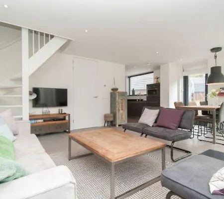 Holiday home In De Duinpan
