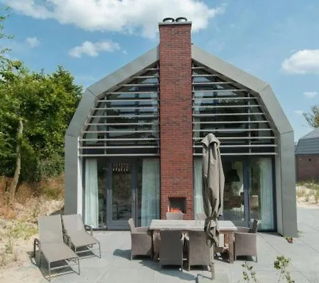 Holiday home In De Duinpan *